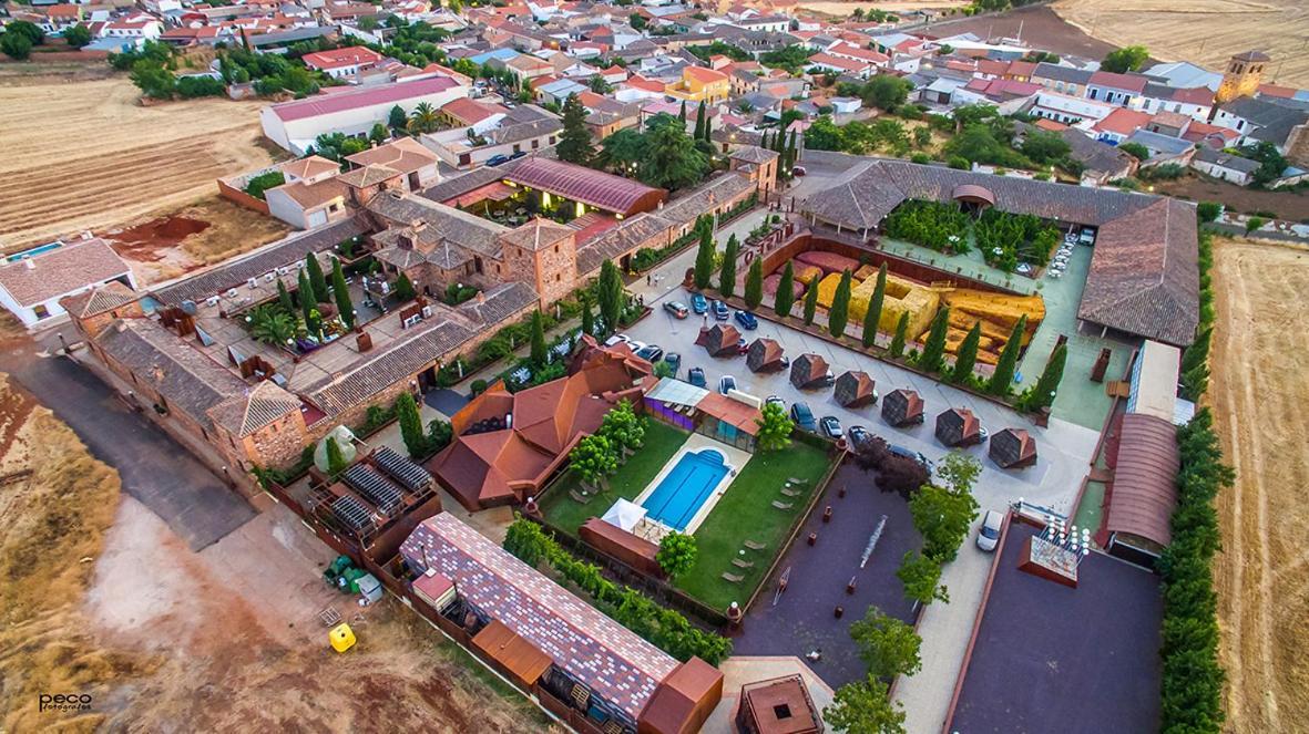 Hotel Boutique Palacio De La Serna Ballesteros De Calatrava Esterno foto